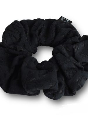 Scrunchy μαύρο ανάγλυφο με σχέδια