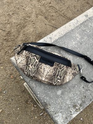BELT BAG URBAN SNAKE PRINT